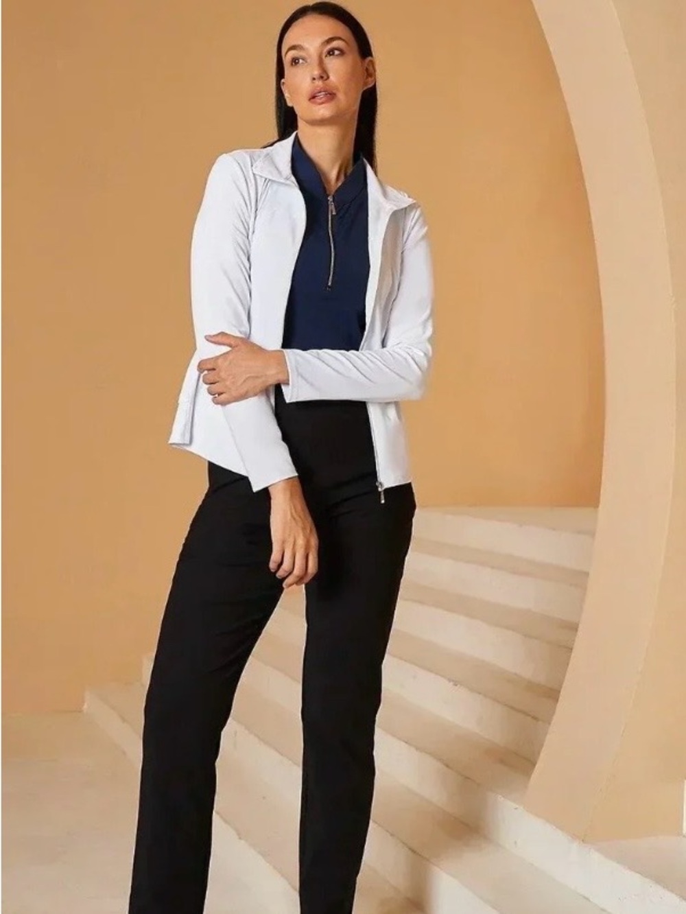 More Than Basic Ruffle Golf Jacket Sun Protection - Picture 3 of 4